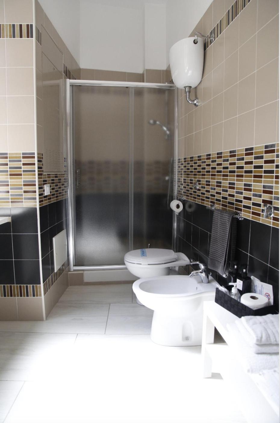 Grey Apartment Caiazzo Exterior foto
