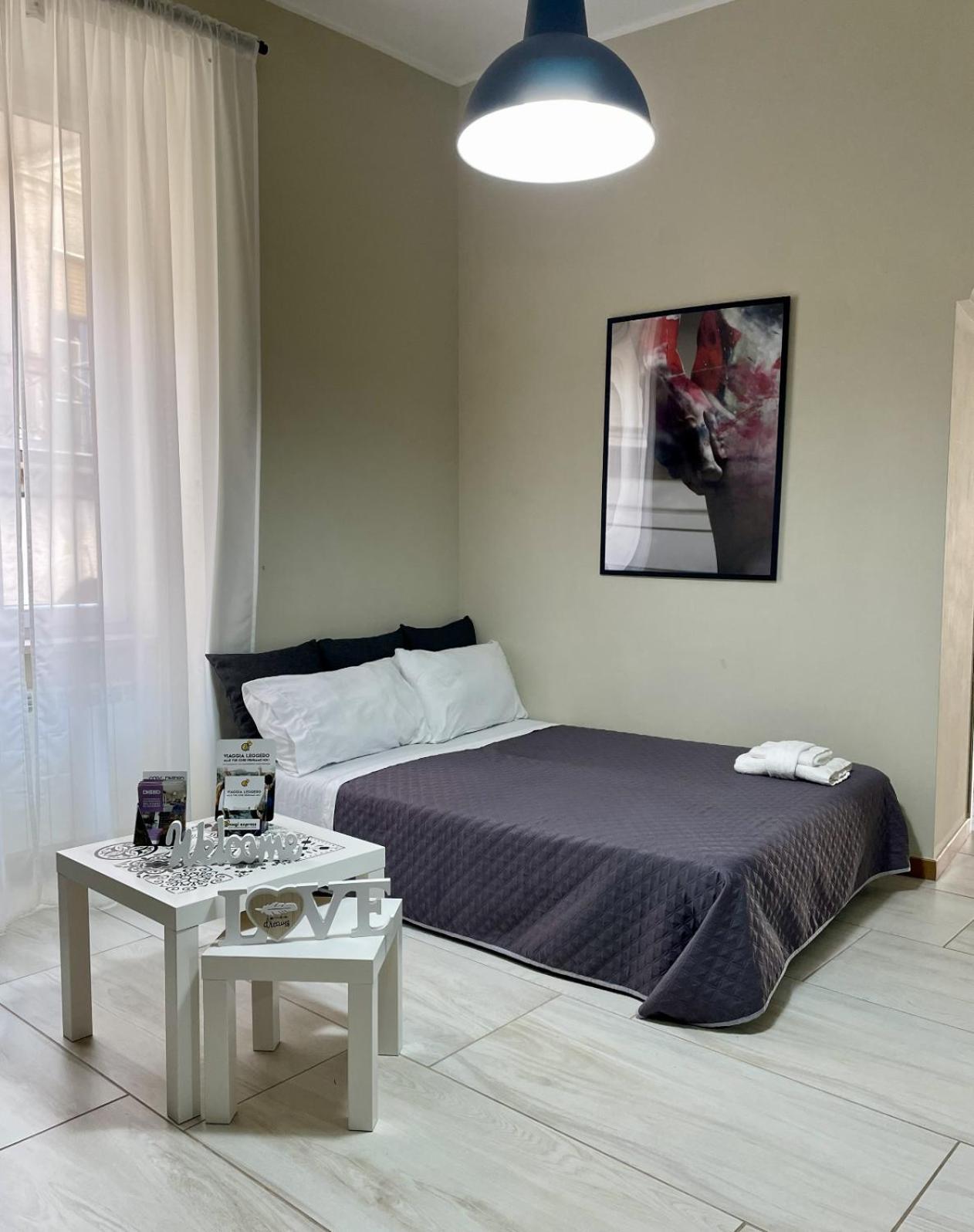 Grey Apartment Caiazzo Exterior foto